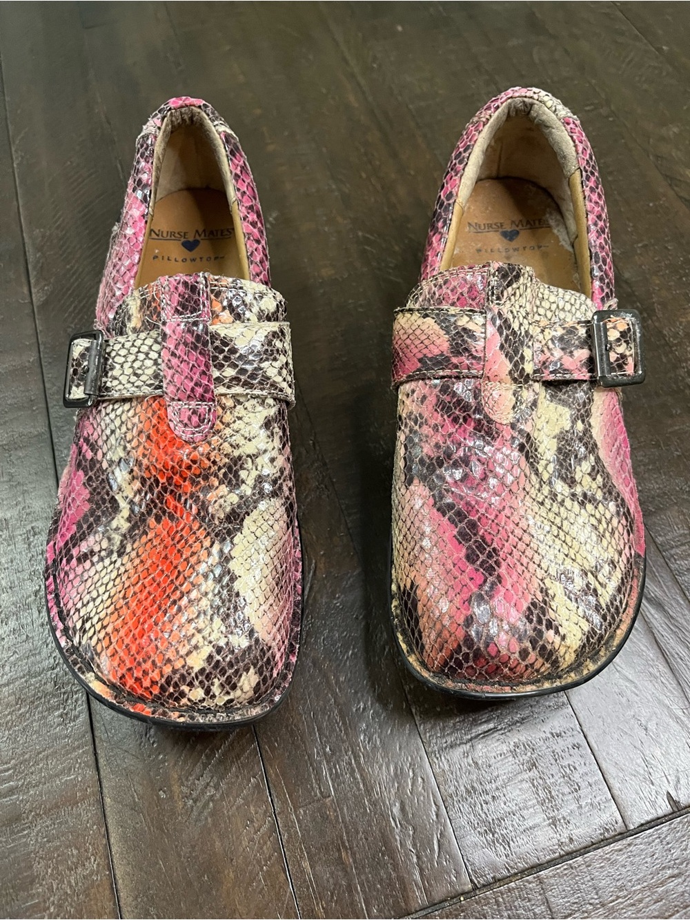 Nurse Mates Women’s Slip-On Clogs in Pink Snake Print pillow top soles